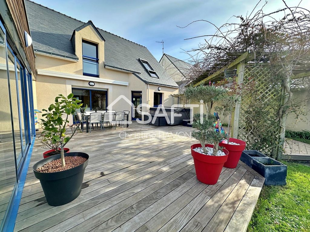 Achat maison à vendre 5 chambres 229 m² - Guérande