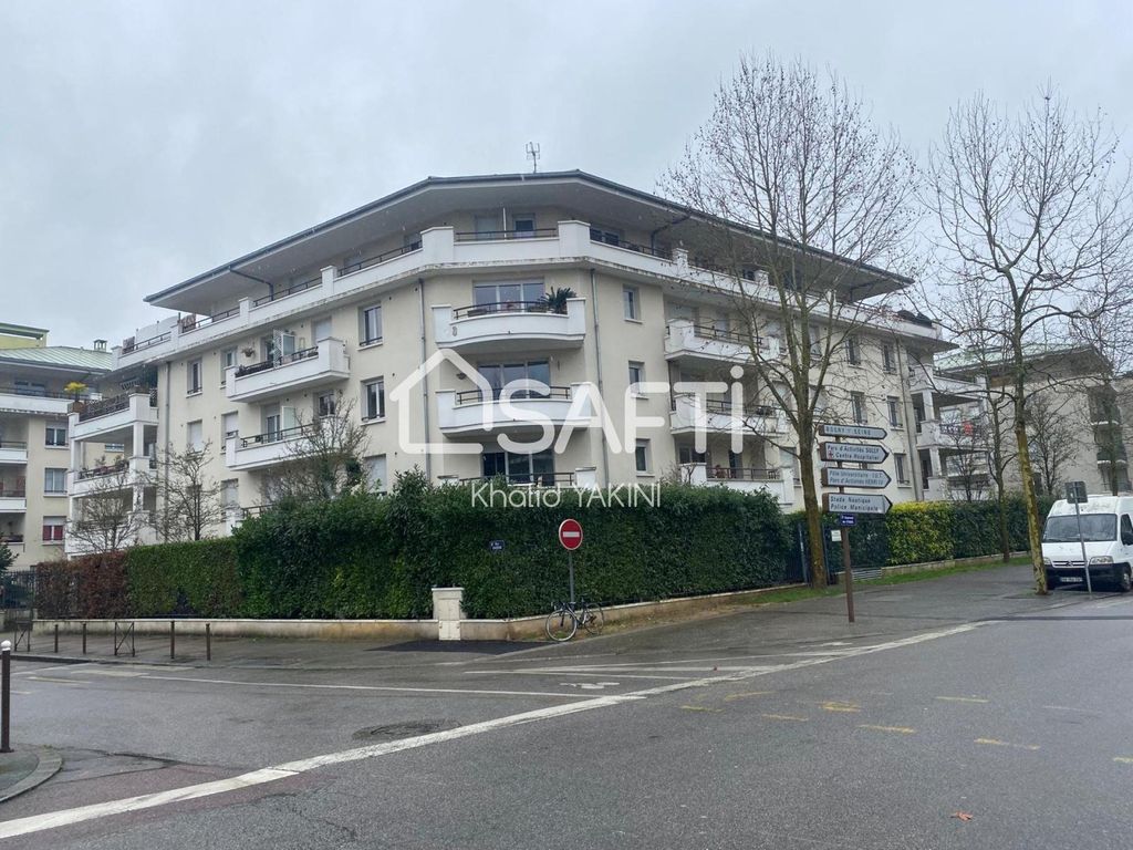 Achat appartement à vendre 5 pièces 85 m² - Mantes-la-Jolie