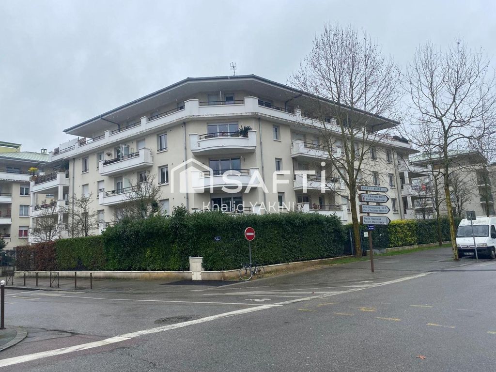 Achat appartement à vendre 5 pièces 85 m² - Mantes-la-Jolie