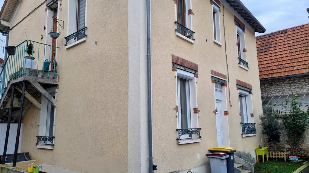 Achat maison à vendre 4 chambres 154 m² - Champagne-sur-Seine