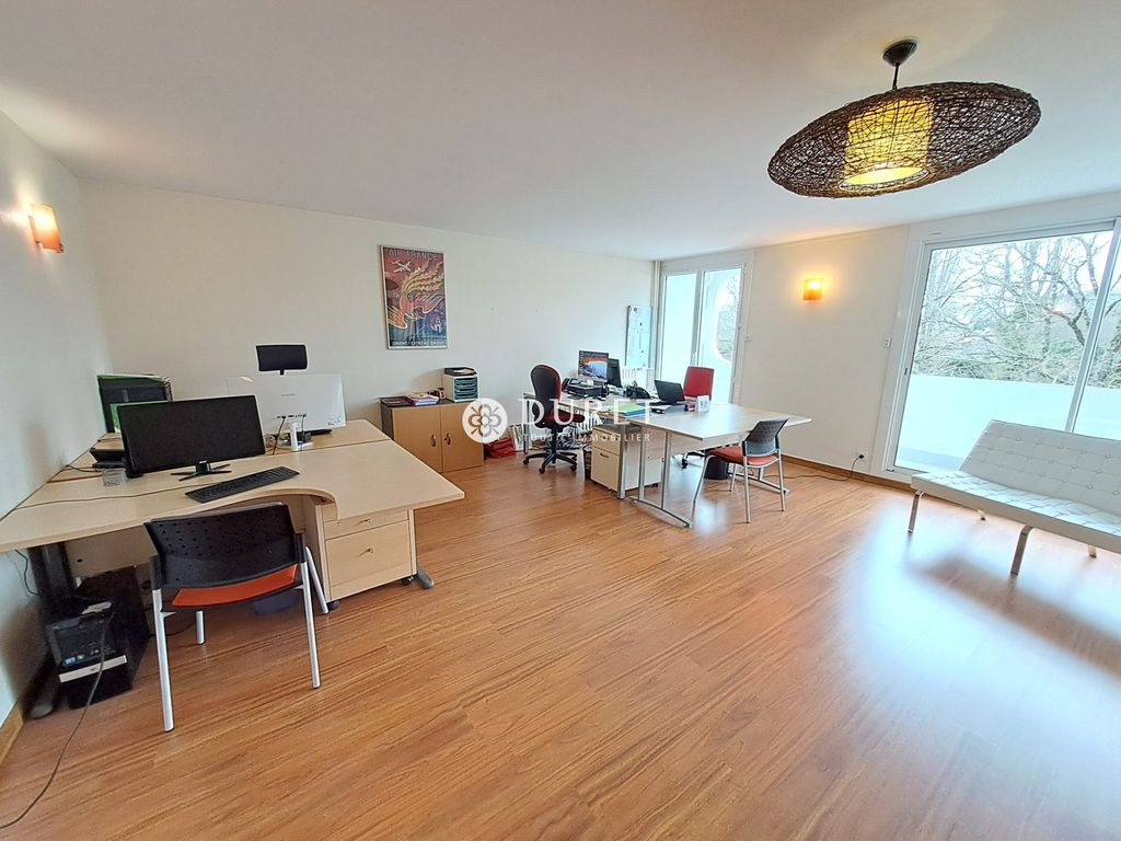 Achat appartement à vendre 4 pièces 85 m² - La Roche-sur-Yon