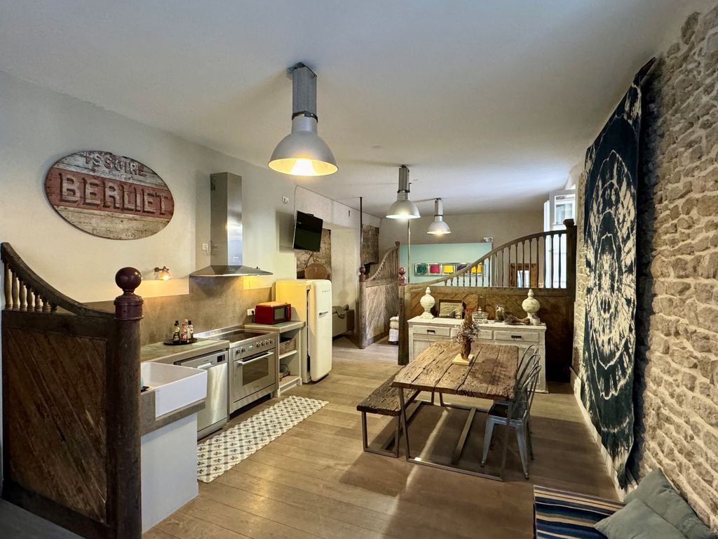 Achat loft à vendre 2 pièces 72 m² - L'Isle-sur-la-Sorgue