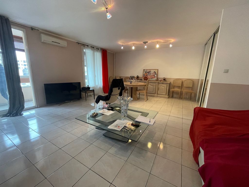 Achat appartement à vendre 4 pièces 102 m² - Toulon