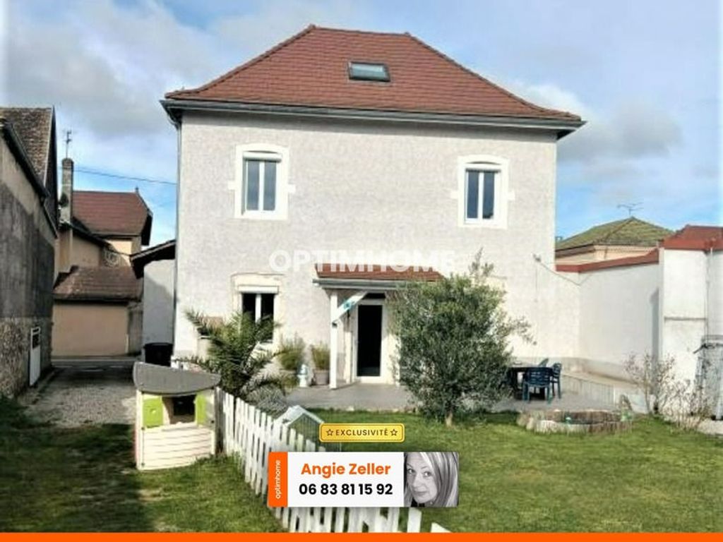 Achat maison à vendre 5 chambres 150 m² - Les Avenières-Veyrins-Thuellin