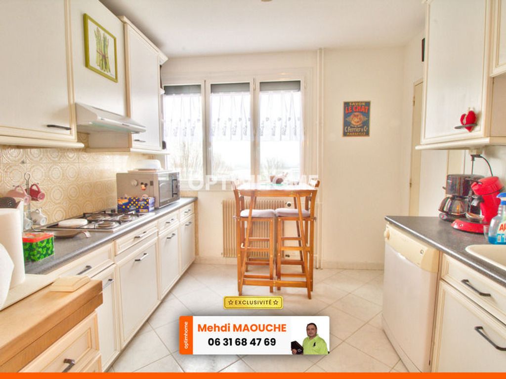 Achat appartement à vendre 4 pièces 96 m² - Gevingey