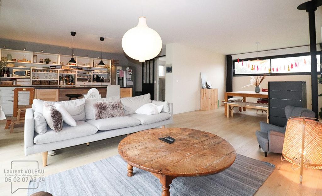 Achat maison à vendre 3 chambres 137 m² - Pleslin-Trigavou