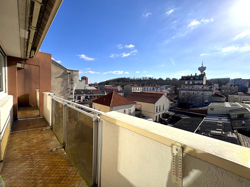 Achat appartement à vendre 2 pièces 47 m² - Pantin