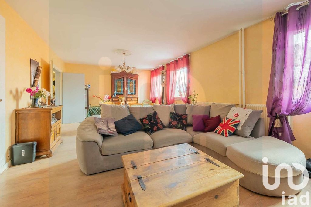 Achat appartement à vendre 5 pièces 88 m² - Charleville-Mézières