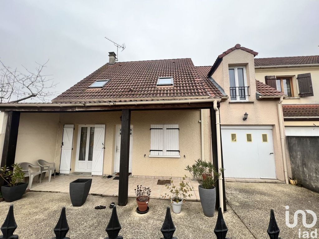 Achat maison à vendre 5 chambres 105 m² - Nangis