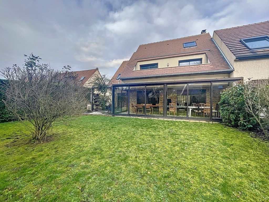 Achat maison à vendre 5 chambres 175 m² - Voisins-le-Bretonneux