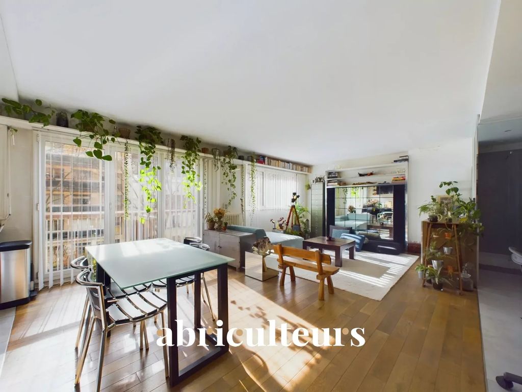 Achat loft à vendre 1 pièce 46 m² - Paris 18ème arrondissement