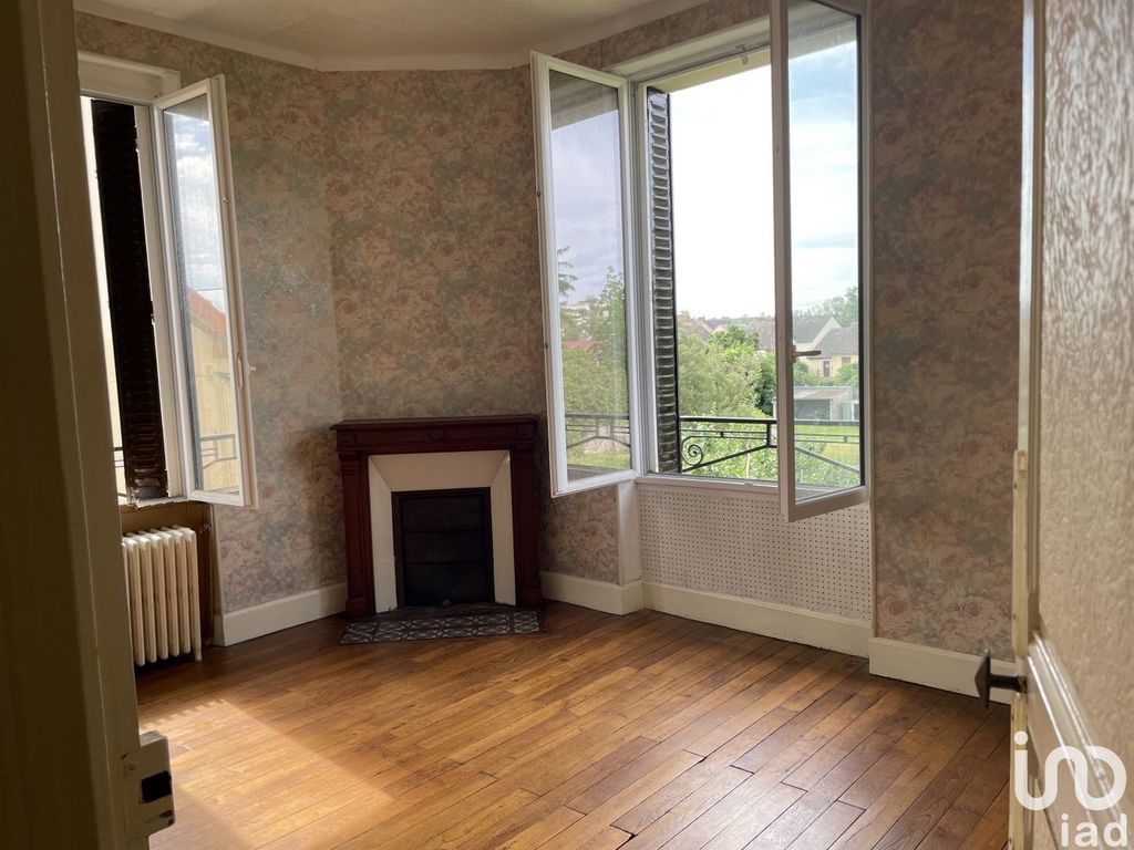 Achat appartement 8 pièce(s) Montluçon