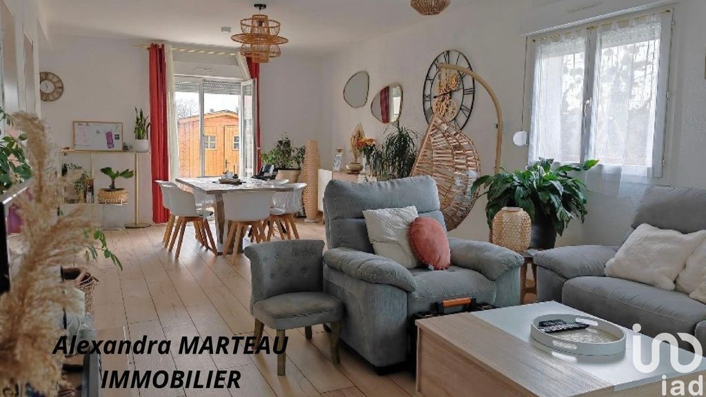 Achat maison à vendre 3 chambres 117 m² - Montferrand-le-Château