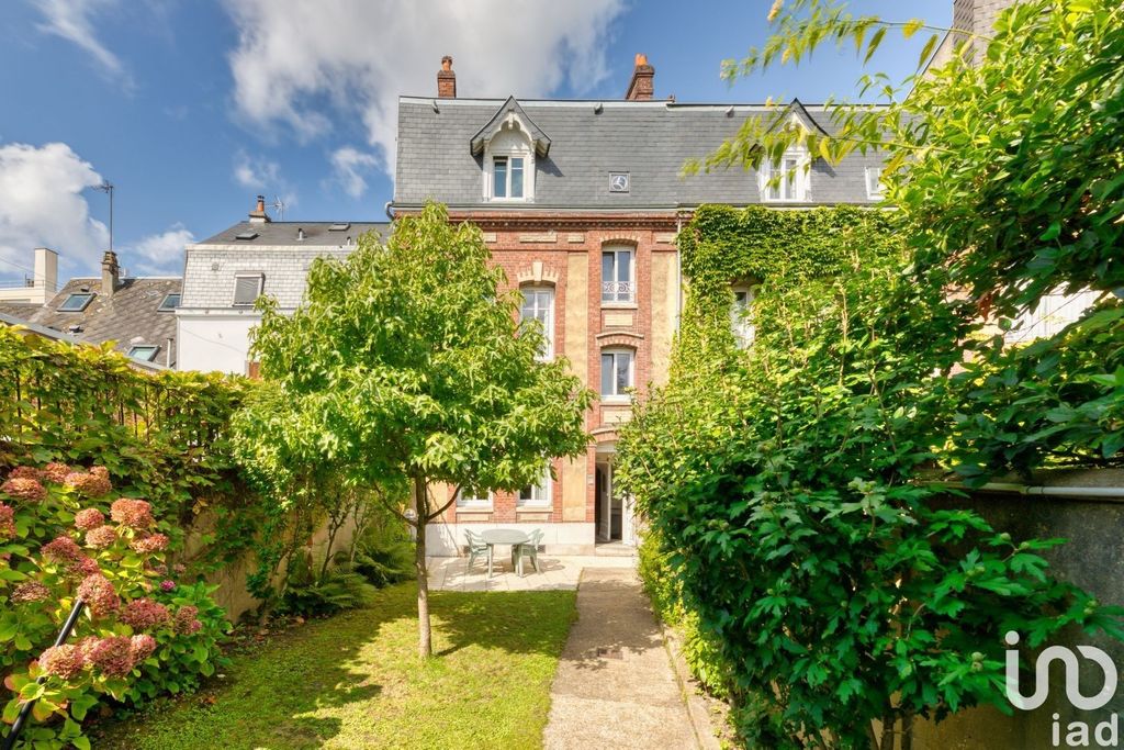 Achat maison à vendre 5 chambres 206 m² - Rouen