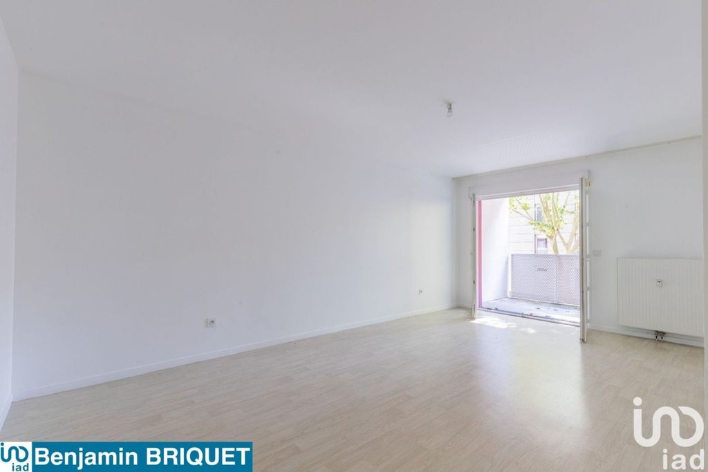 Achat appartement à vendre 3 pièces 65 m² - Évry