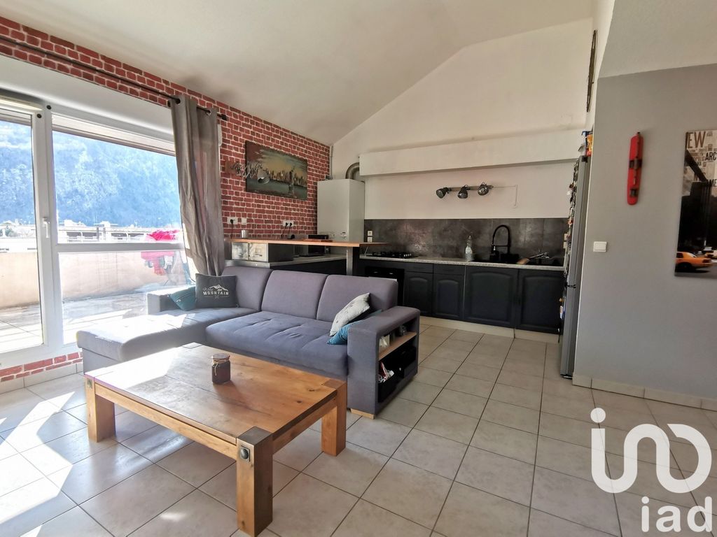 Achat appartement à vendre 2 pièces 49 m² - Cluses