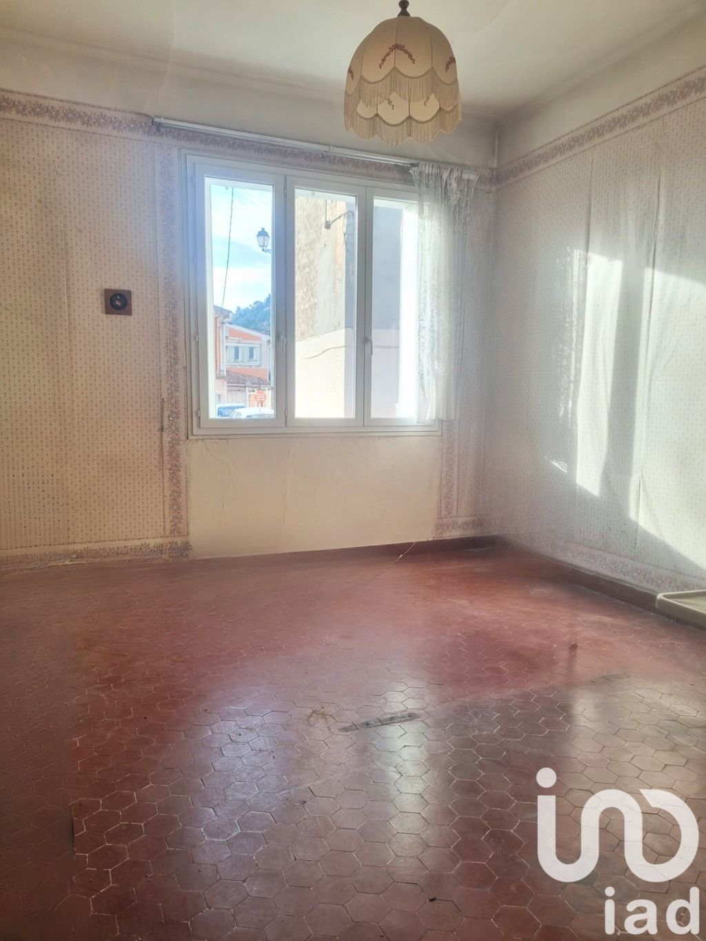 Achat appartement à vendre 3 pièces 60 m² - Solliès-Pont