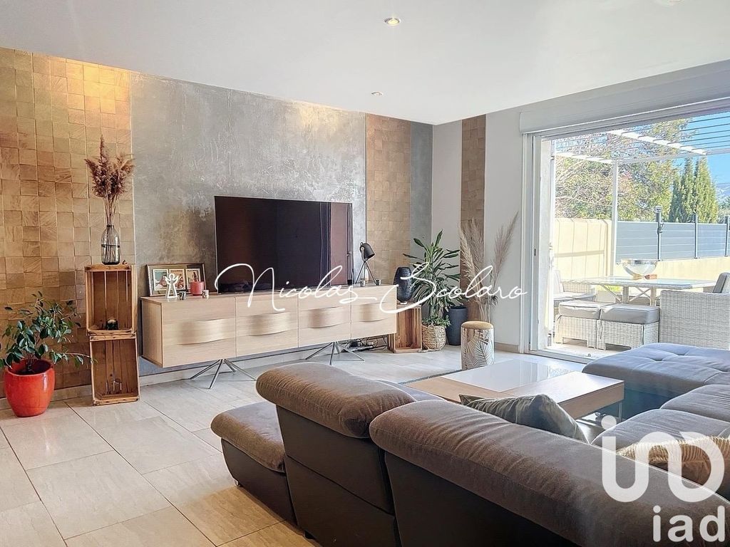 Achat maison à vendre 4 chambres 166 m² - Cheval-Blanc