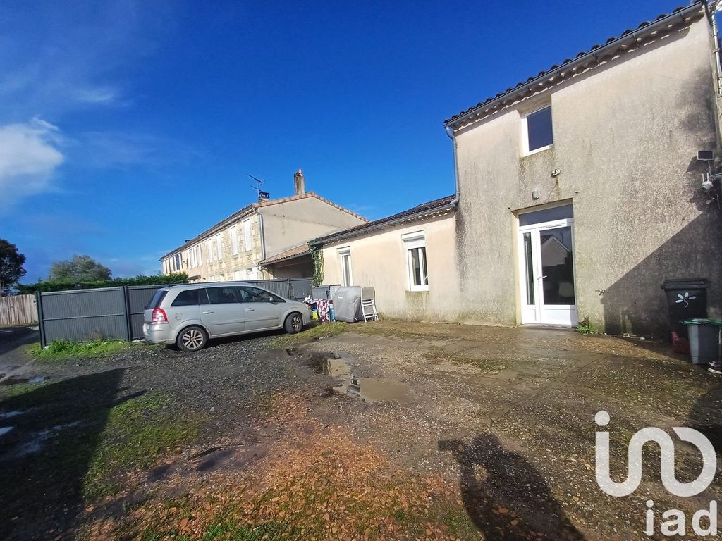 Achat maison à vendre 3 chambres 85 m² - Cissac-Médoc