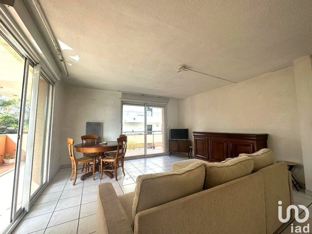 Achat appartement à vendre 3 pièces 60 m² - Saint-Raphaël