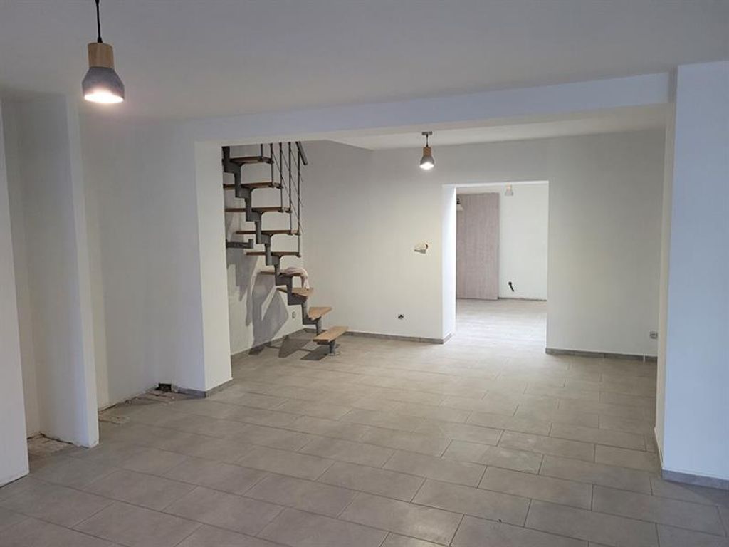 Achat maison à vendre 3 chambres 118 m² - Escautpont