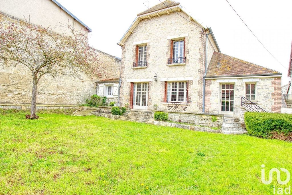 Achat maison à vendre 4 chambres 109 m² - Chars