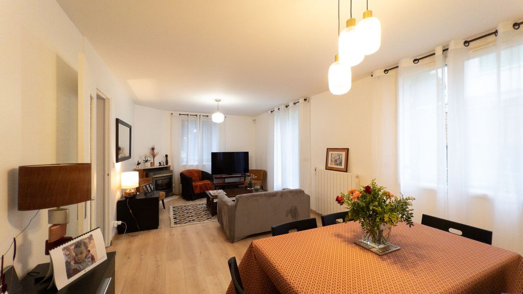 Achat maison à vendre 2 chambres 72 m² - Yerres