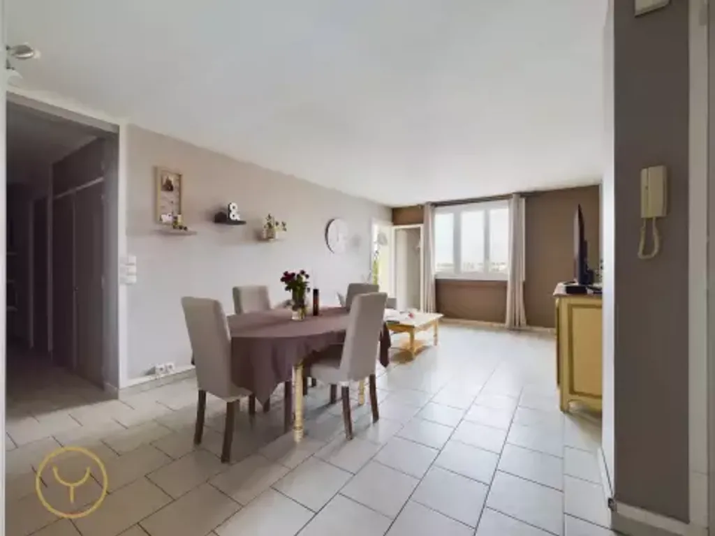 Achat appartement à vendre 4 pièces 80 m² - Troyes