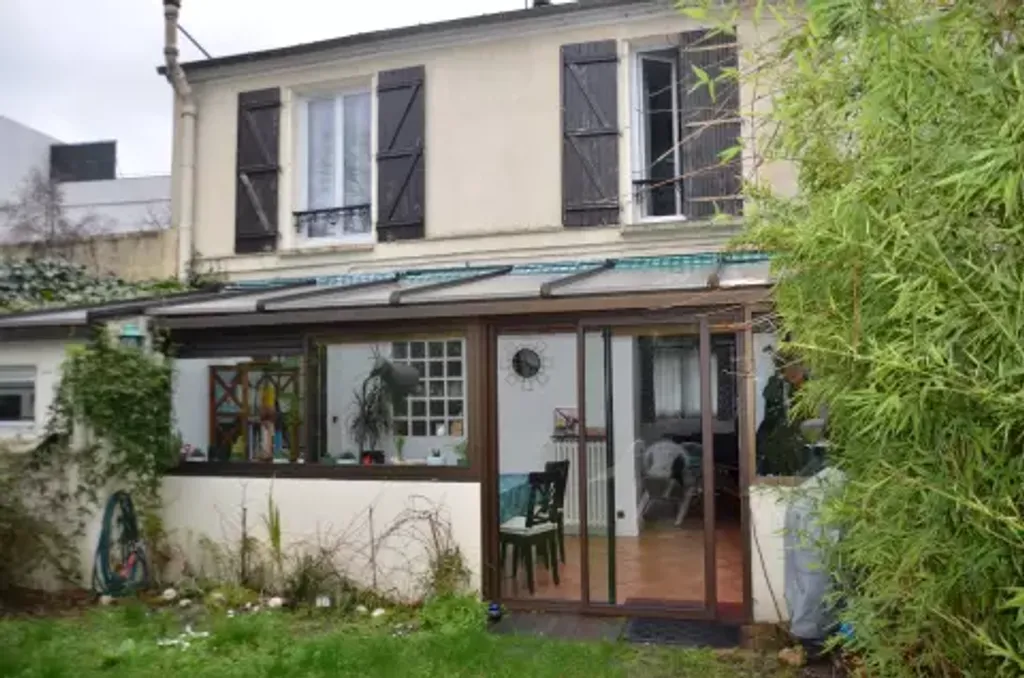 Achat maison à vendre 2 chambres 82 m² - Champigny-sur-Marne