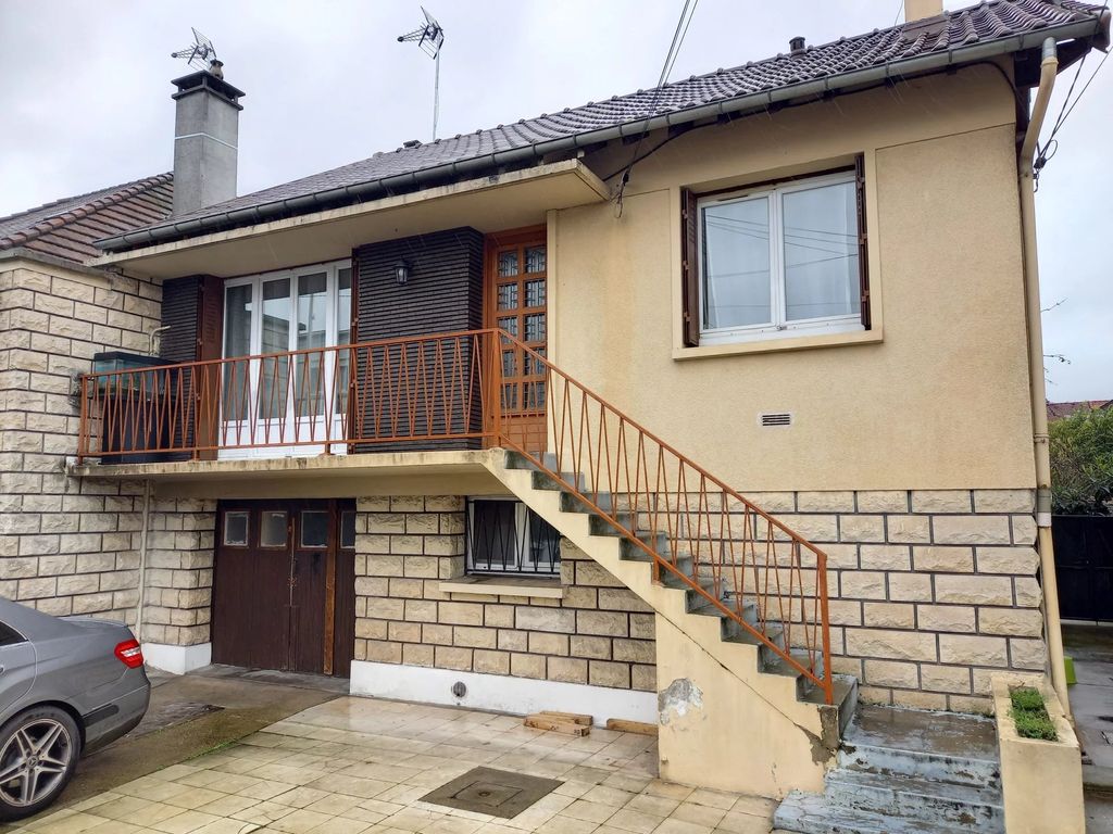 Achat maison à vendre 3 chambres 105 m² - Aulnay-sous-Bois