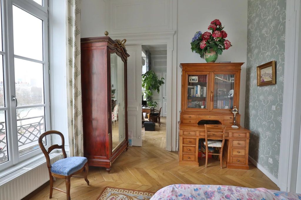 Achat appartement à vendre 4 pièces 108 m² - Lyon 1er arrondissement