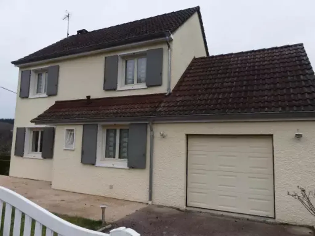 Achat maison à vendre 3 chambres 104 m² - Saint-Sernin-du-Bois
