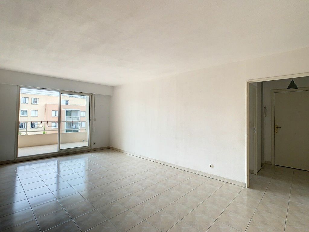 Achat appartement à vendre 3 pièces 67 m² - Cagnes-sur-Mer