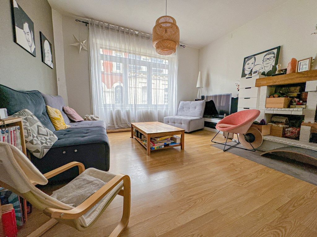 Achat maison à vendre 3 chambres 105 m² - Saint-Quentin