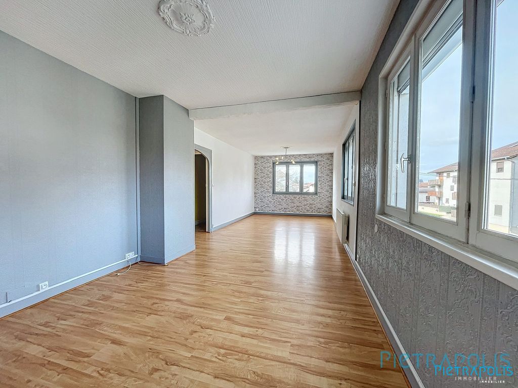 Achat appartement à vendre 3 pièces 97 m² - Châtillon-sur-Chalaronne