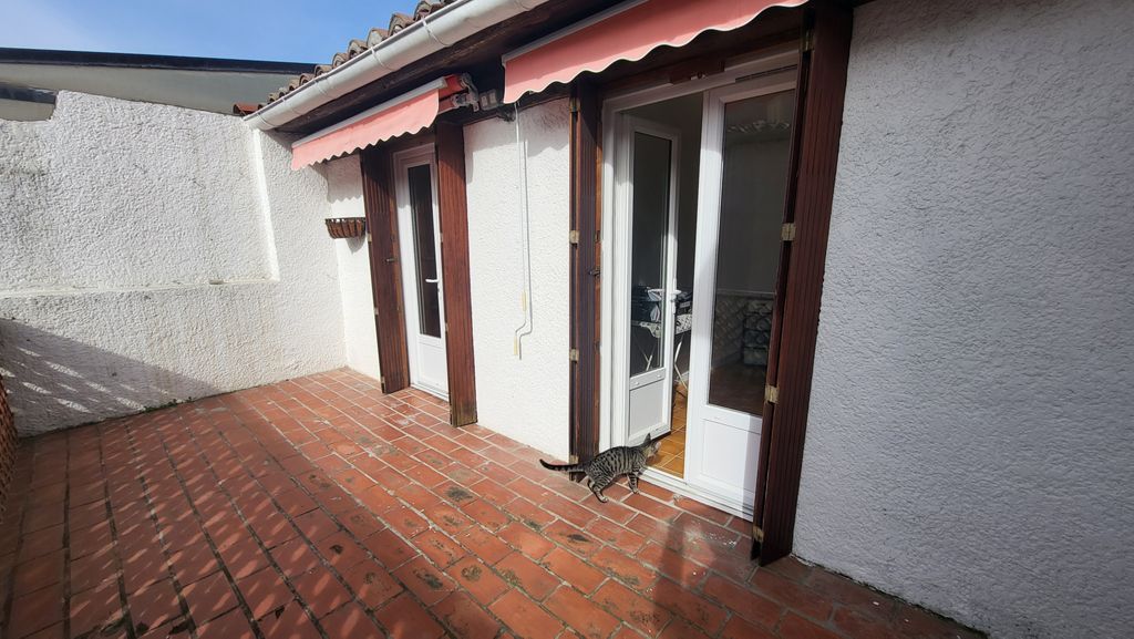 Achat maison à vendre 2 chambres 70 m² - Limoux