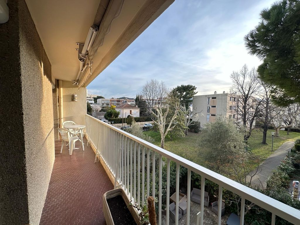 Achat appartement à vendre 3 pièces 69 m² - Marseille 9ème arrondissement