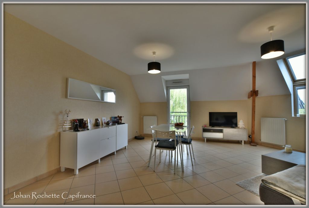 Achat appartement à vendre 3 pièces 70 m² - Seiches-sur-le-Loir