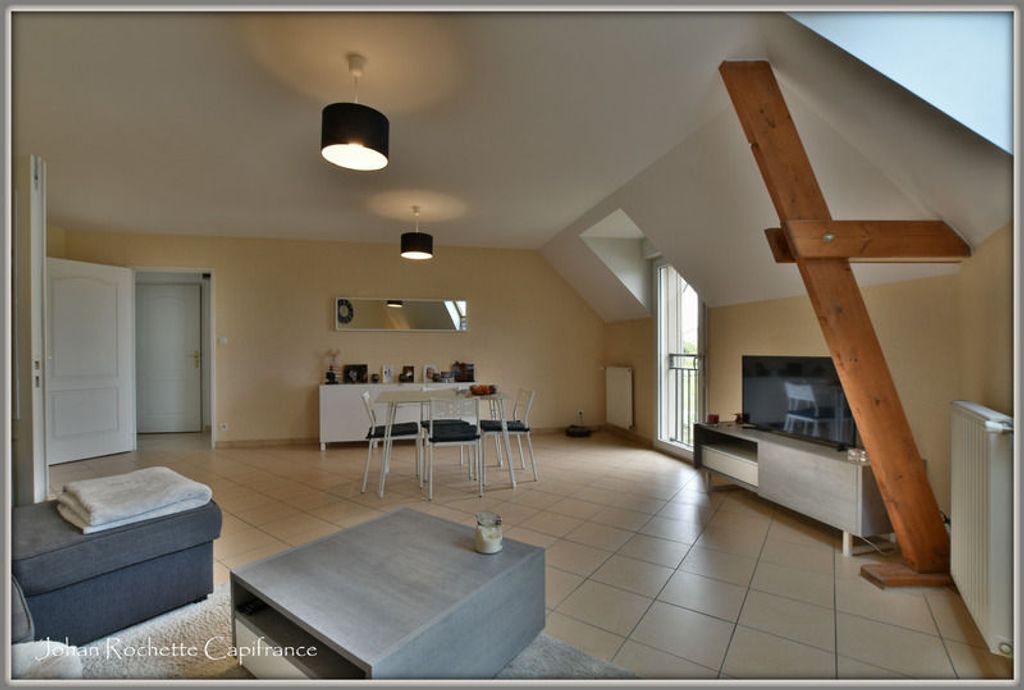 Achat appartement à vendre 3 pièces 70 m² - Seiches-sur-le-Loir