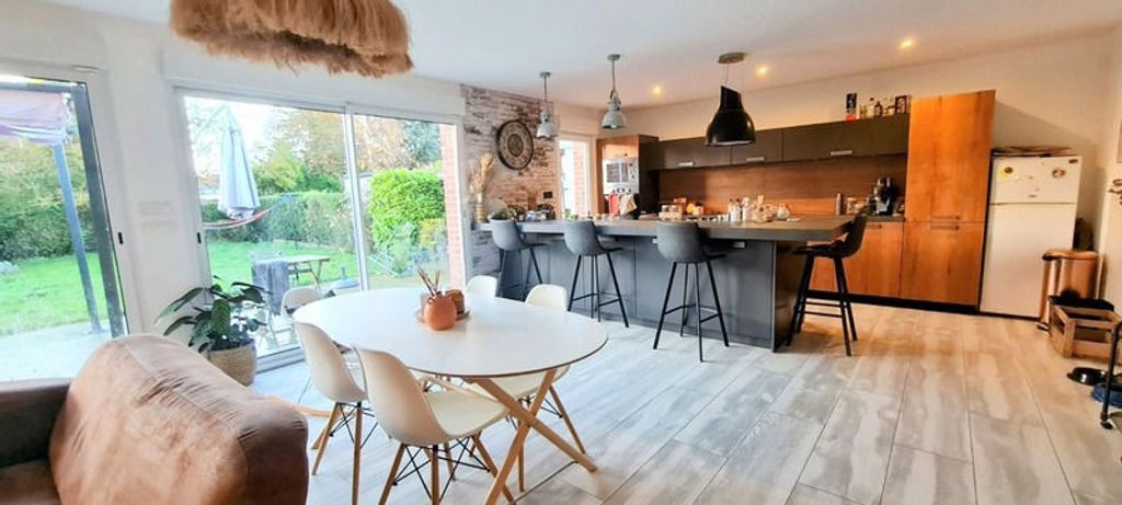 Achat maison à vendre 3 chambres 110 m² - Armentières