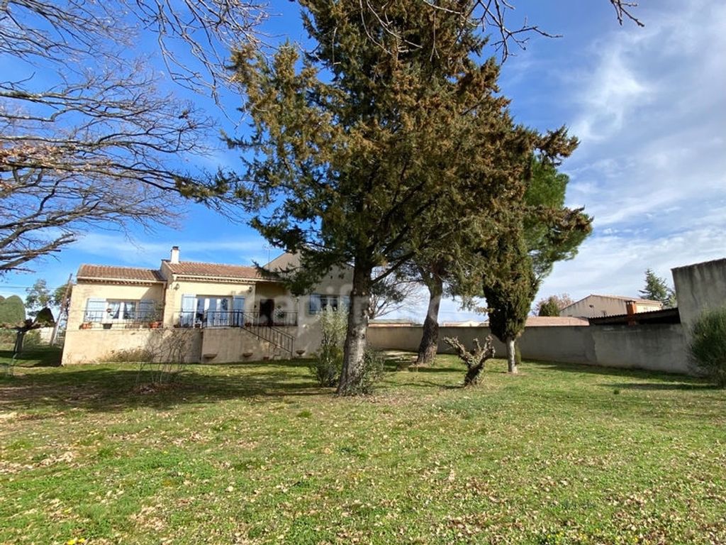 Achat maison à vendre 3 chambres 104 m² - Uzès