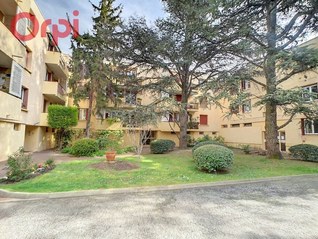 Achat appartement à vendre 4 pièces 80 m² - Avignon