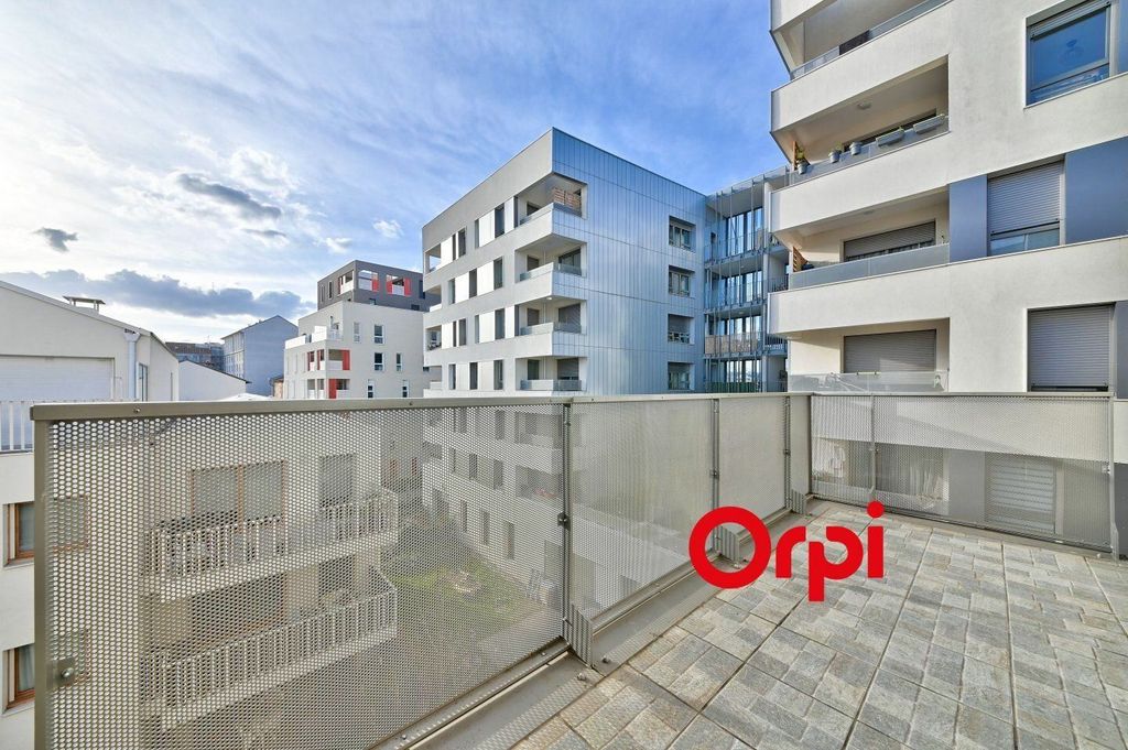 Achat appartement à vendre 3 pièces 61 m² - Villeurbanne