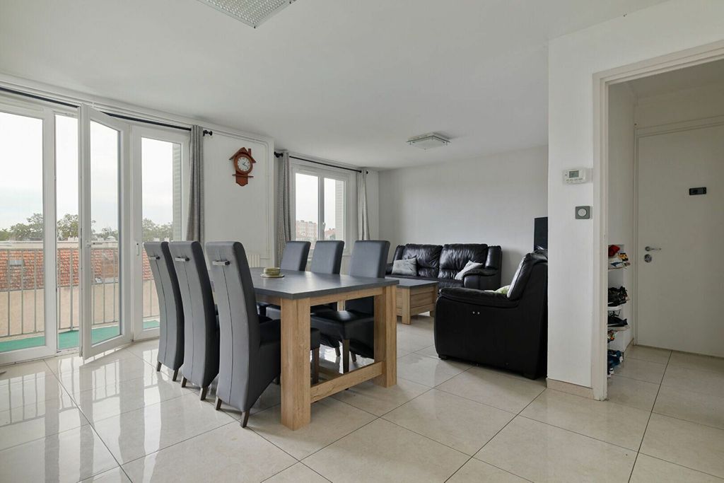 Achat appartement à vendre 3 pièces 80 m² - Lyon 8ème arrondissement
