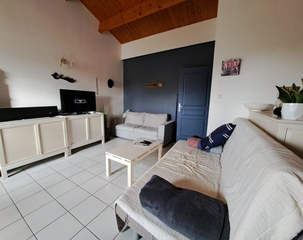 Achat appartement à vendre 2 pièces 47 m² - Saint-Martin-de-Ré