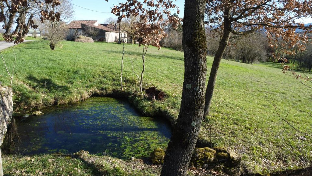 Achat maison 5 chambre(s) - Viviers-lès-Montagnes