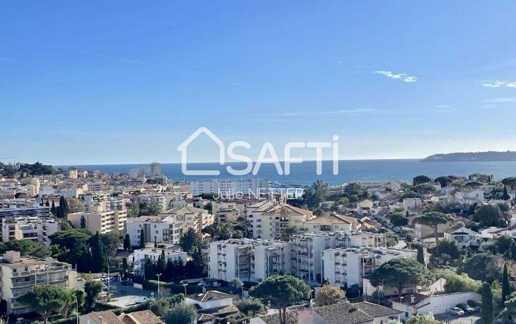 Achat appartement à vendre 2 pièces 45 m² - Sainte-Maxime