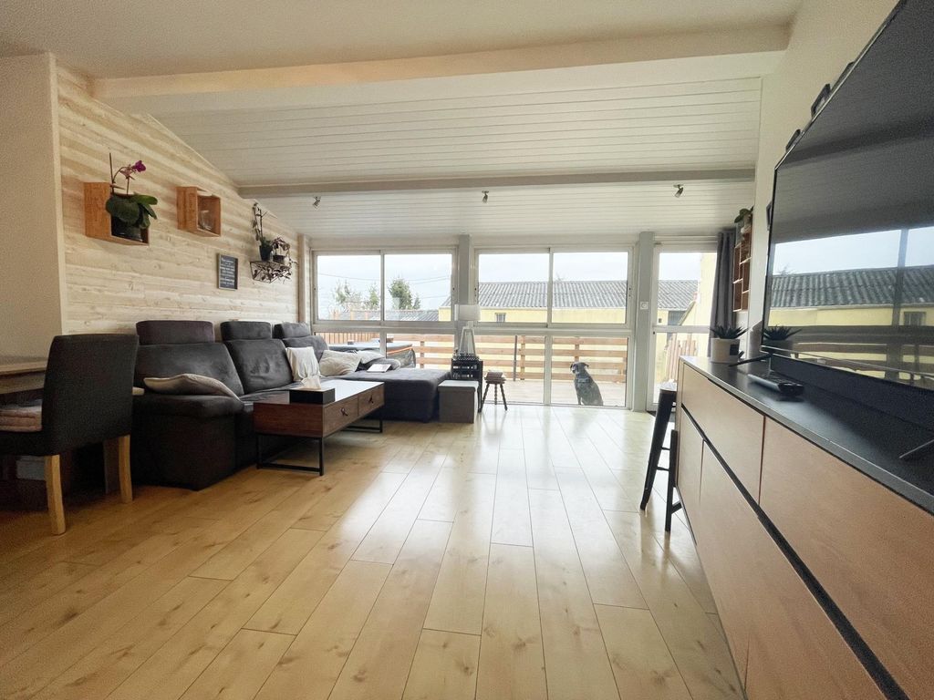 Achat maison à vendre 3 chambres 93 m² - Divatte-sur-Loire