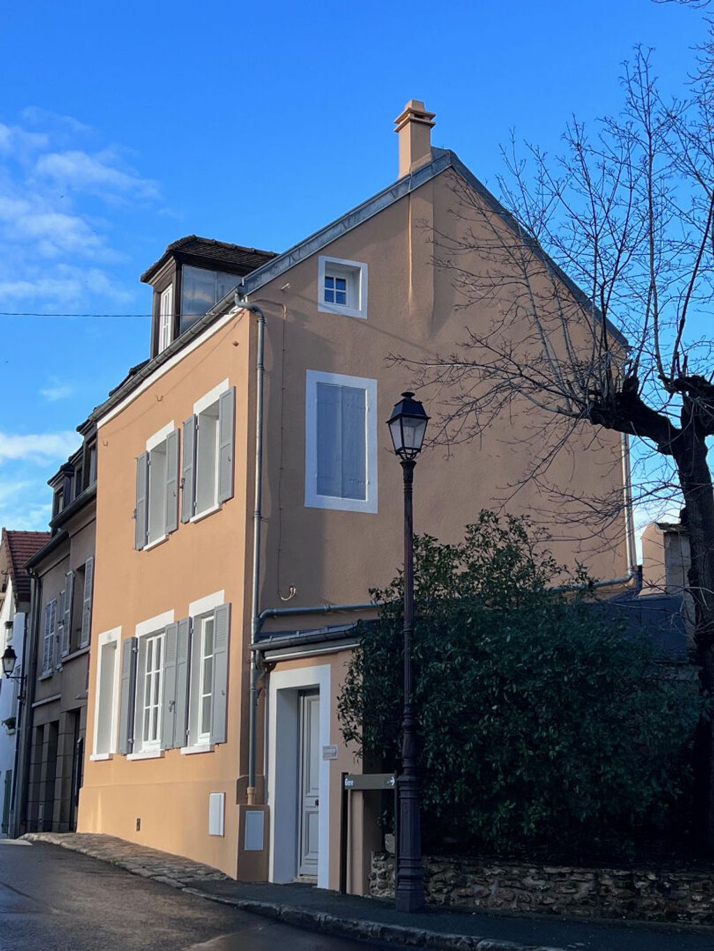 Achat maison à vendre 2 chambres 74 m² - Louveciennes