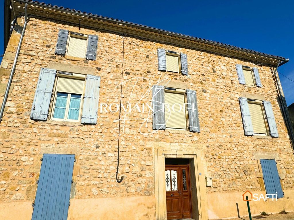 Achat maison à vendre 3 chambres 184 m² - Saint-Chaptes